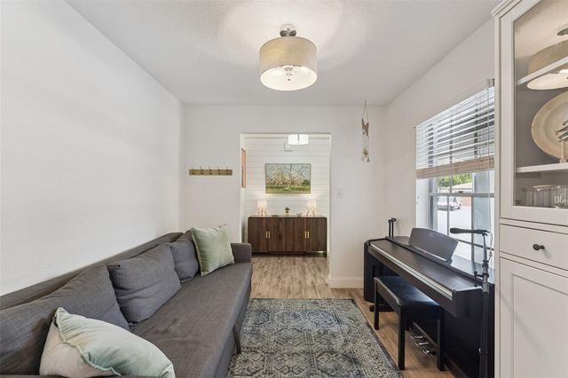 121 BEARSS CIRCLE, Longwood, FL 32750