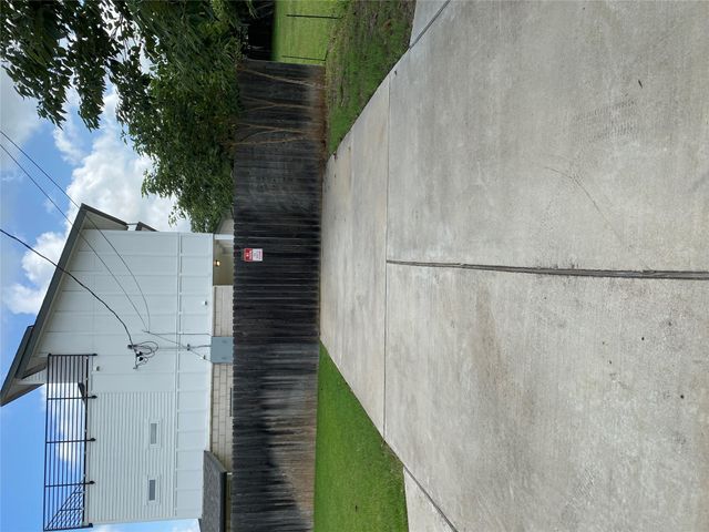 7907 Brodie LN B, Austin, TX 78745