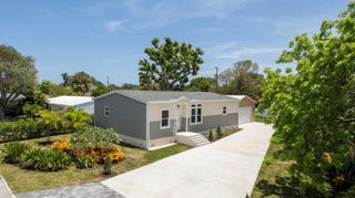 1757 N 12th Ct Court N, Lake Worth Beach, FL 33460