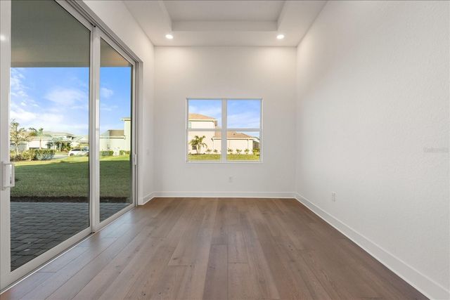 8250 NEVIS RUN, Bradenton, FL 34202