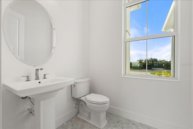 8250 NEVIS RUN, Bradenton, FL 34202