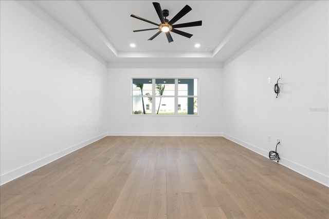 8250 NEVIS RUN, Bradenton, FL 34202