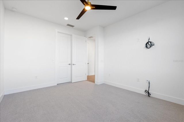 8250 NEVIS RUN, Bradenton, FL 34202