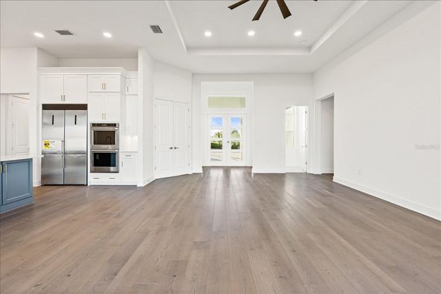 8250 NEVIS RUN, Bradenton, FL 34202