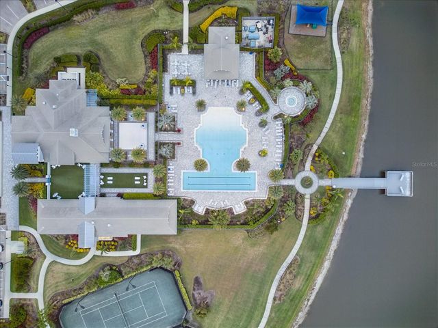 8250 NEVIS RUN, Bradenton, FL 34202