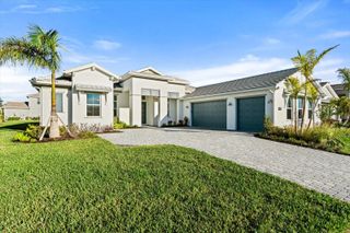 8250 NEVIS RUN, Bradenton, FL 34202