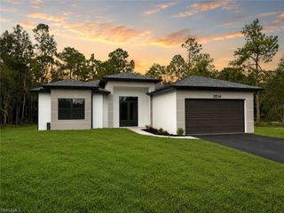 2514 56th AVE NE, Naples, FL 34120