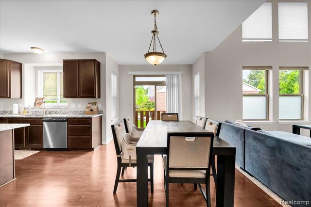41761 Steinbeck Glen, Novi, MI 48377