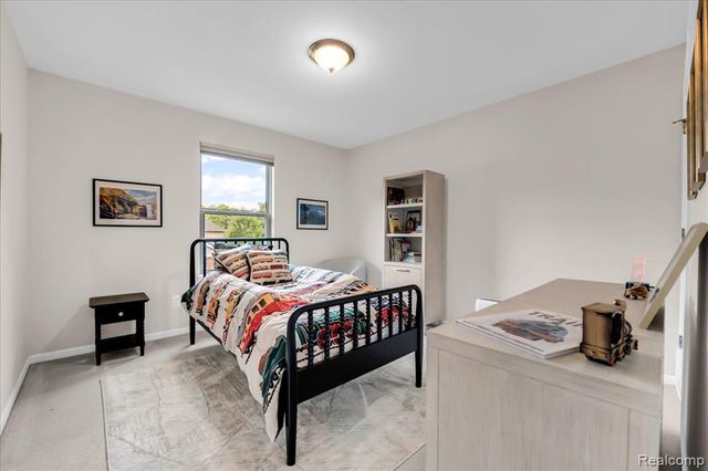 41761 Steinbeck Glen, Novi, MI 48377