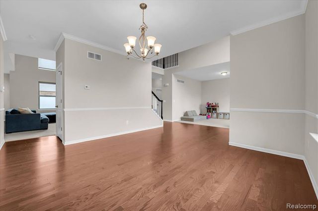 41761 Steinbeck Glen, Novi, MI 48377