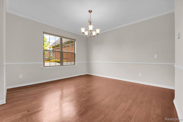 41761 Steinbeck Glen, Novi, MI 48377