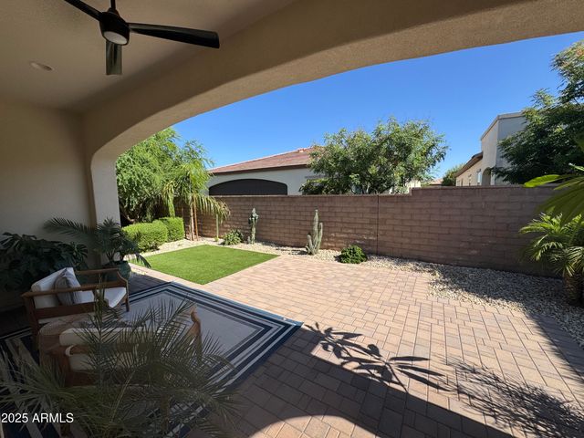 120 E ILOCA Lane, Queen Creek, AZ 85140