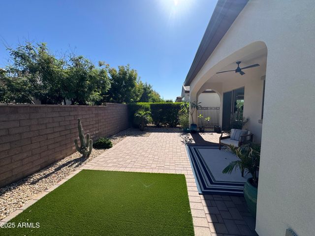 120 E ILOCA Lane, Queen Creek, AZ 85140