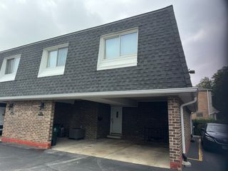 2856 W TOUHY Avenue H, Chicago, IL 60645