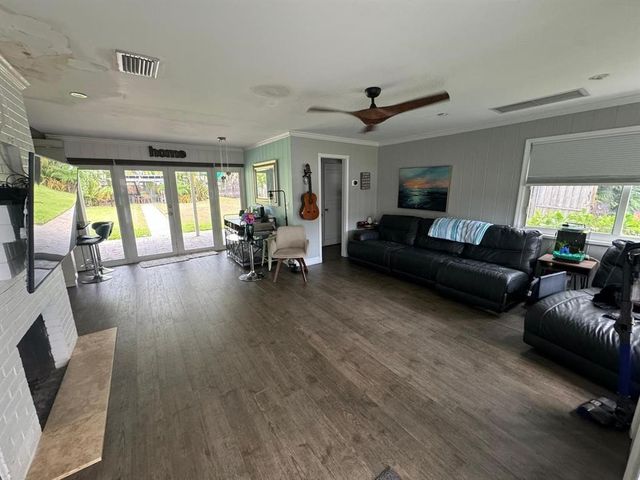 1509 NE 35th St, Oakland Park, FL 33334