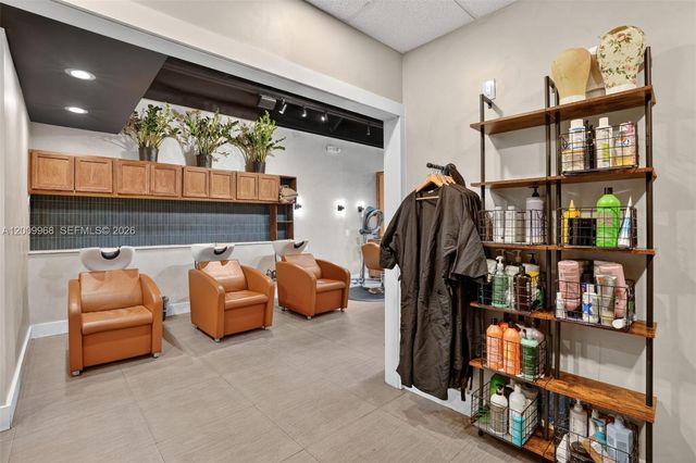 Turnkey Beauty Salon & Turnkey Beauty Salon & Spa For Sale In Palmetto Ba, Palmetto Bay, FL 33157