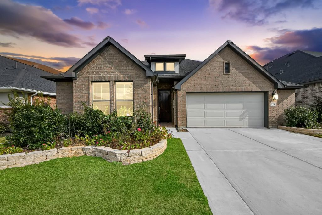 17314 Willow Lexington Court, Hockley, TX 77447
