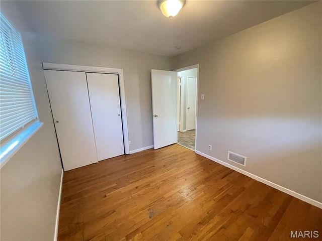 10506 Spring Garden Drive, St Louis, MO 63137