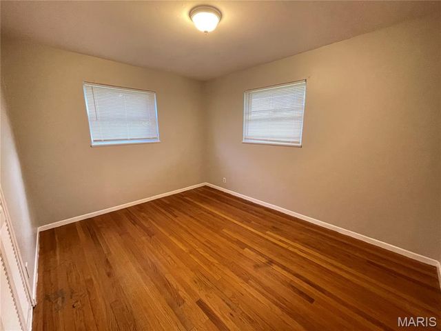 10506 Spring Garden Drive, St Louis, MO 63137