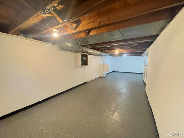 10506 Spring Garden Drive, St Louis, MO 63137