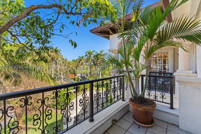 2134 Fisher Island Dr 2134, Miami Beach, FL 33109