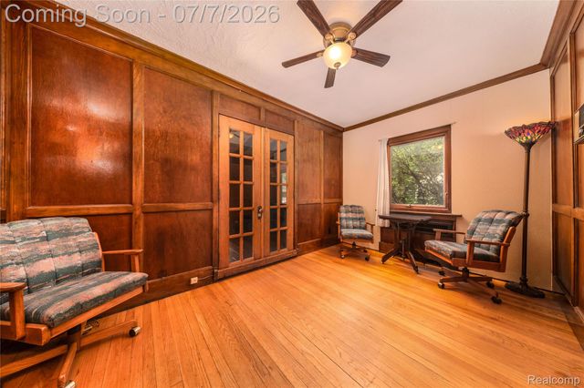 16580 Westmoreland Road, Detroit, MI 48219