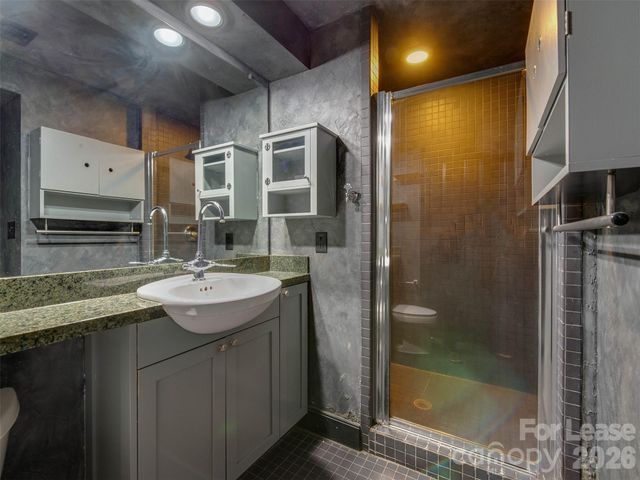 710 W Trade Street 312, Charlotte, NC 28202