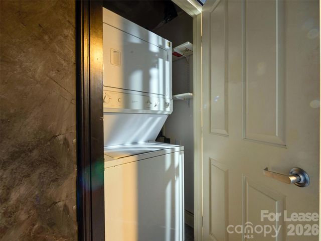 710 W Trade Street 312, Charlotte, NC 28202