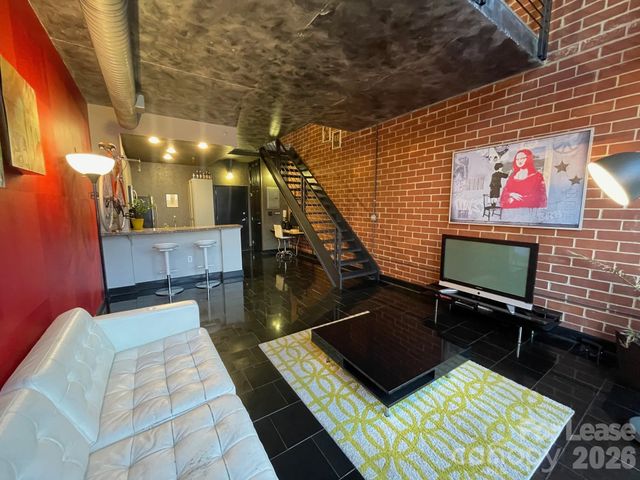 710 W Trade Street 312, Charlotte, NC 28202