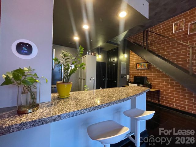 710 W Trade Street 312, Charlotte, NC 28202