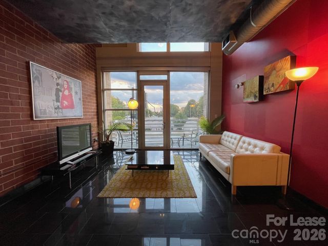 710 W Trade Street 312, Charlotte, NC 28202