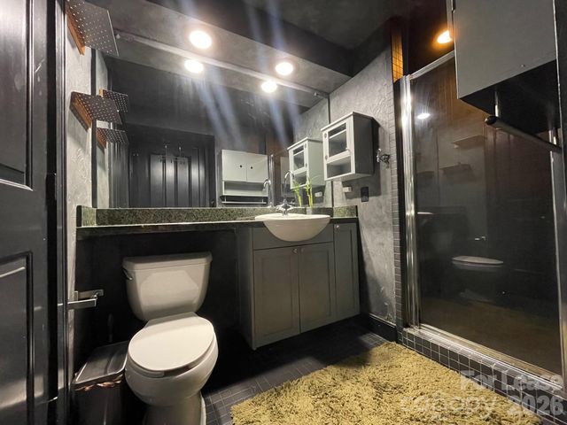 710 W Trade Street 312, Charlotte, NC 28202