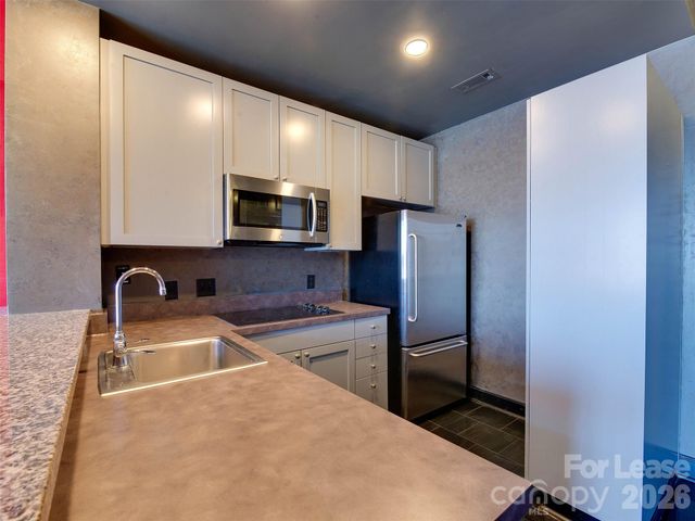 710 W Trade Street 312, Charlotte, NC 28202