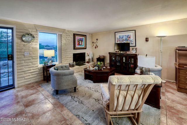 625 E Rimrock Place, Oro Valley, AZ 85704