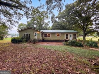 686 Hancock Bridge Road, Winder, GA 30680