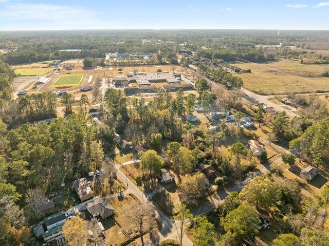 139 Mahogany Avenue, Andrews, SC 29510