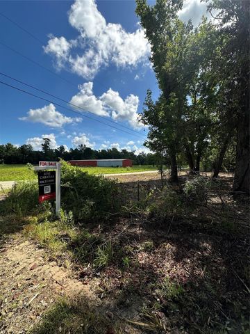 000 Red Oak Drive, Plantersville, TX 77363