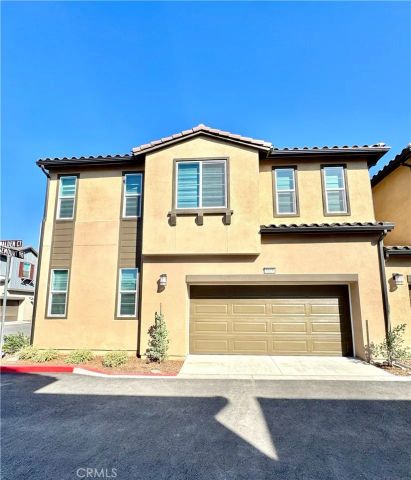 5826 Walden Ct, Eastvale, CA 92880