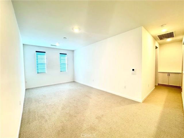 5826 Walden Ct, Eastvale, CA 92880
