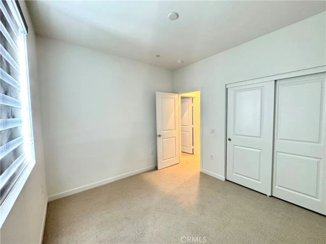 5826 Walden Ct, Eastvale, CA 92880