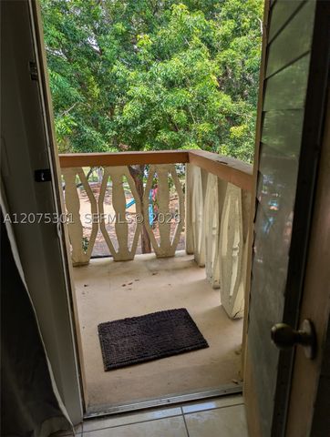11855 NE 19th Dr 46, North Miami, FL 33181