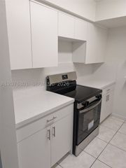 11855 NE 19th Dr 46, North Miami, FL 33181