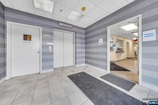 440 Old Hook Road, Emerson, NJ 07630