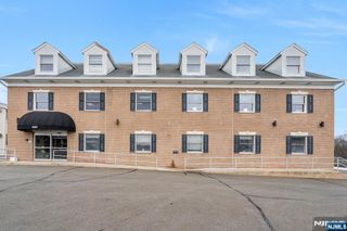 440 Old Hook Road, Emerson, NJ 07630