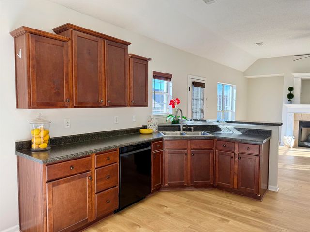 10151 EVENING HILL CV, Memphis, TN 38016