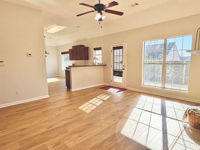 10151 EVENING HILL CV, Memphis, TN 38016