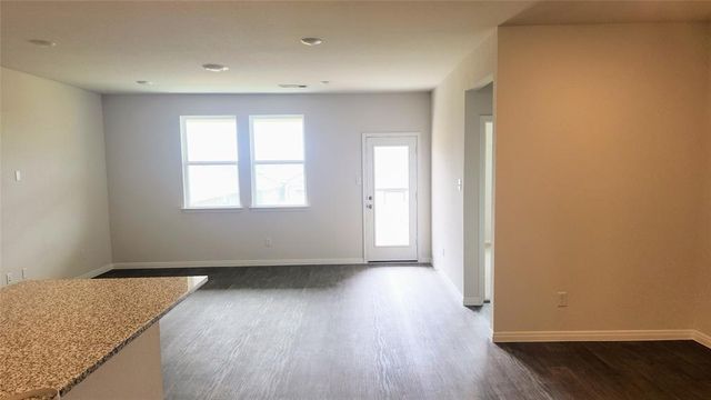 195 Greenbelt Reservoir PASS, Kyle, TX 78640