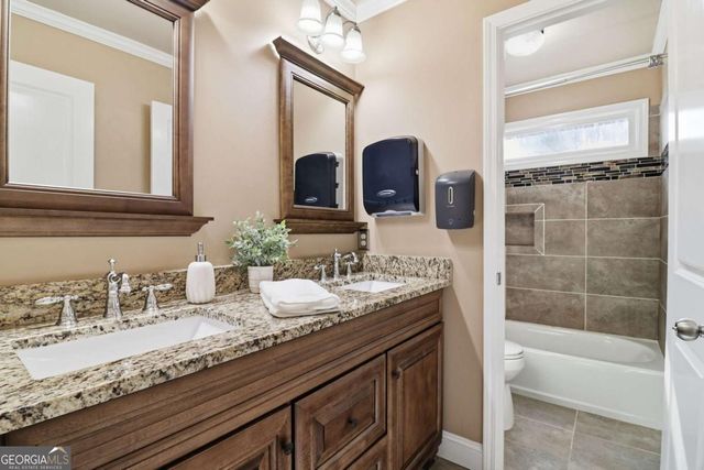 203 Peblebrooke Walk, Canton, GA 30115