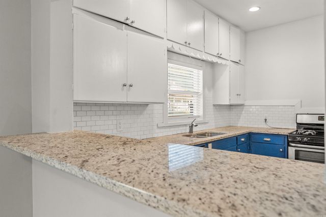 2516 W 6th Street, Little Rock, AR 72205