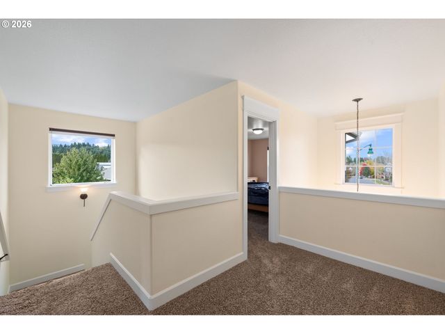 842 36TH Ave, Forest Grove, OR 97116